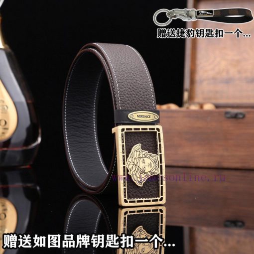 Give a picture keychain as a giftComes with a complete set of wooden boxesVERSACEBuckle mate d5a302qu