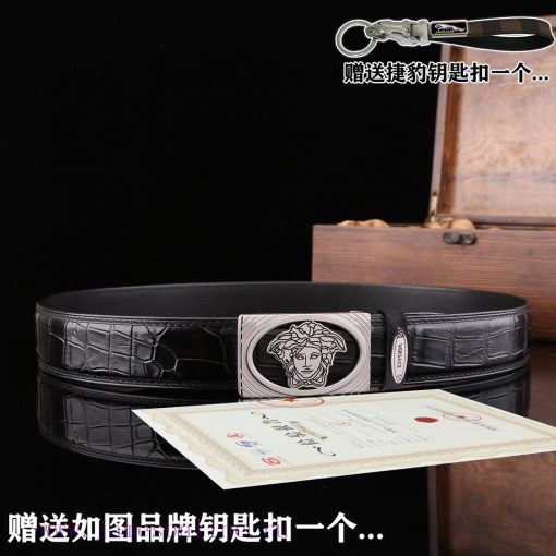 Give a picture of a Jaguar keychain as a giftComes with a complete set of wooden boxesVERSAC 65pwin36 - Image 5