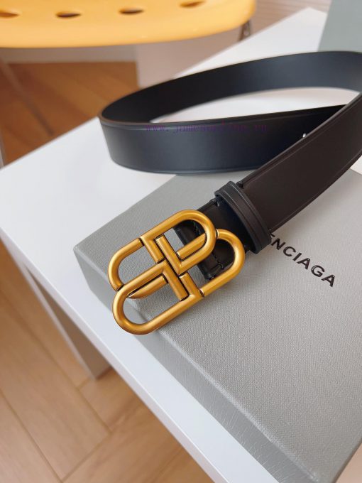 Balenciaga is a luxury brand in France, and as one of the most influential figures in the fa e8hjvqw4 - Image 3