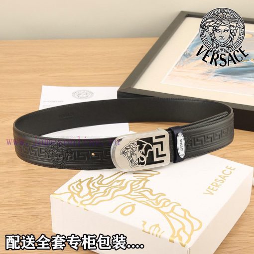 High end quality, physical photographyComes with a complete set of packagingVERSACE Overseas 4qfvk3d8 - Image 4