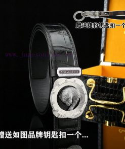 Give a crocodile claw keychain as a giftComes with a complete set of wooden boxessTEFANO RIC 4h602wct