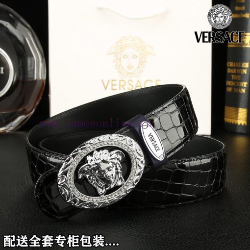 High end quality, physical photographyComes with a complete set of packagingVERSACE Overseas p5x3m5ry - Image 3
