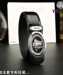 High end quality, physical photographyComes with a complete set of packagingVERSACE Overseas aqu9kbax