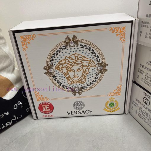 Versace. VersaceMaterial: Leather Belt with 100% Head Layer. The leather belt is guaranteed 7csps9n3 - Image 10