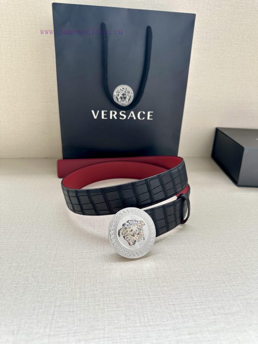 P Width 4.0cm Versace This belt is adorned with the iconic Versace Medusa avatar buckle, sho upgz6kuo - Image 4