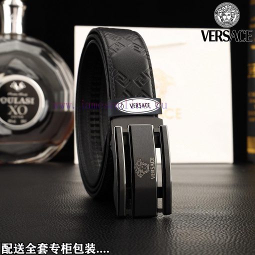 High end quality, physical photographyComes with a complete set of packagingVERSACE Overseas t8jrwpox - Image 2