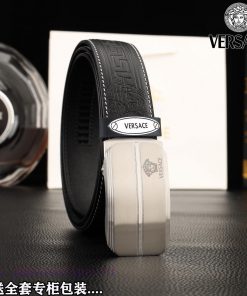 High end quality, physical photographyComes with a complete set of packagingVERSACE Overseas 1zwrs4z3