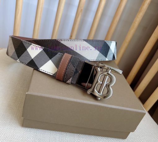Burberry launches a new product featuring a dual sided design with a logo pattern and leathe thr0j0l9 - Image 3