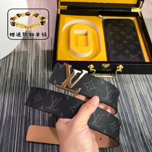 Louis Vuitton Belt and Wallet, a two-piece set of world-renowned luxury goods from Italy, fe db7w1xkz - Image 3