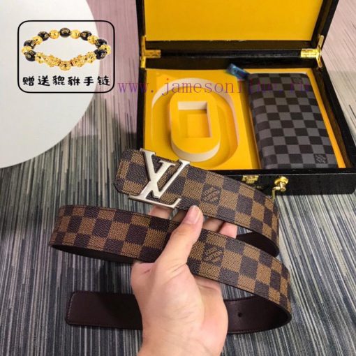 Louis Vuitton Belt and Wallet, a two-piece set of world-renowned luxury goods from Italy, fe k1wn9aw6 - Image 3