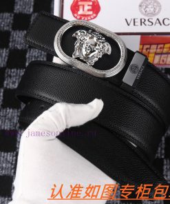 Men's belt VersaceMen's leather belt is made of 100% head layer cowhide, ensuring that the 2 5u0e9s3w