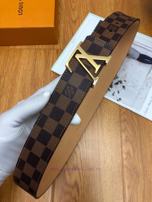 Lv fabric, lined with top layer cowhide and frosted bottom, paired with buttons The buckle a hkw522be - Image 3