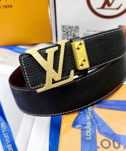 Belt LV Louis Vuitton's top tier replicaThe belt is made of 100% imported original cowhide, iejaz189