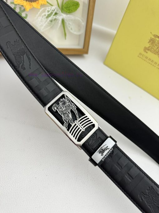Burberry automatic beltMaterial: Leather Belt with 100% Head Layer. The leather belt is guar mwpf4990 - Image 16