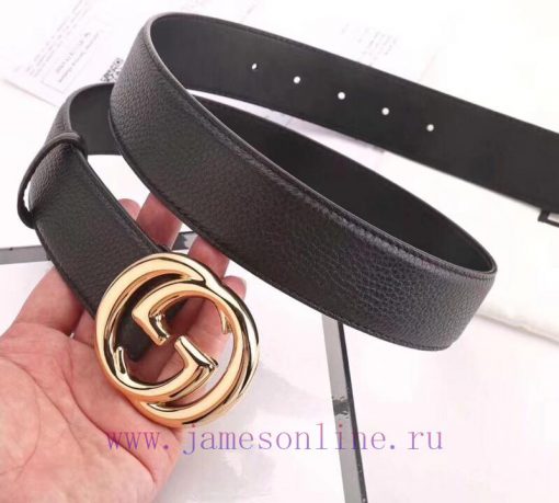 The new model was launched by Gucci, founded in Florence in 1921. It is one of the world's o hs9u7m3m - Image 2