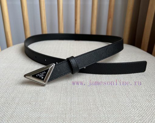 PRADA's belt design is simple yet exquisite. The metal buckle presents the iconic triangular gxgaq9zk - Image 5