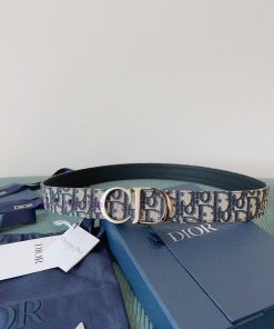 High end quality, physical photographyComes with a complete gift boxDIOR material, milkshake cnpbwyrl