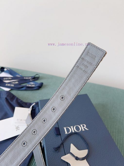 High end quality, physical photographyComes with a complete gift boxDIOR material, milkshake pap0o9jy - Image 6