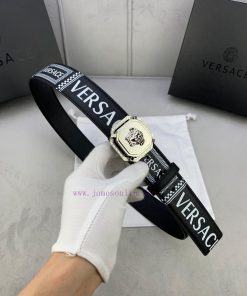 P Width 4.0cm Versace This double-sided top leather waistband is adorned with the iconic Ver gho6daop
