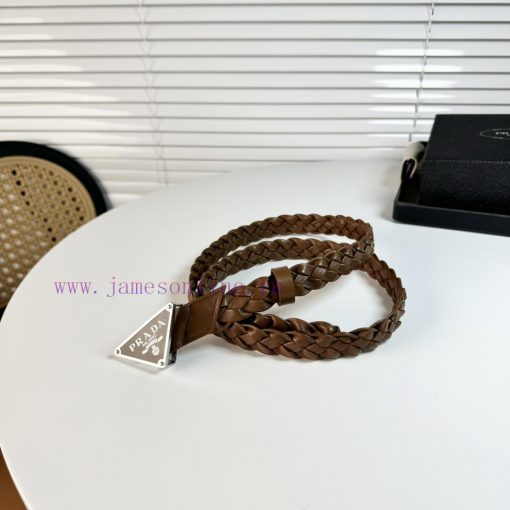PRADA's magnificent leather belt exudes a simple and exquisite elegance, weaving a classic l rz89f7nq - Image 4
