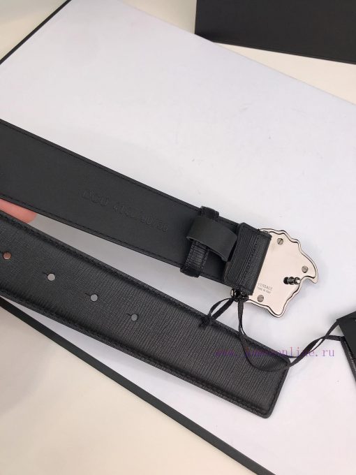 Versace Versace's fashionable belt is crafted from fine grain calf leather and adorned with 2ybdmjan - Image 5