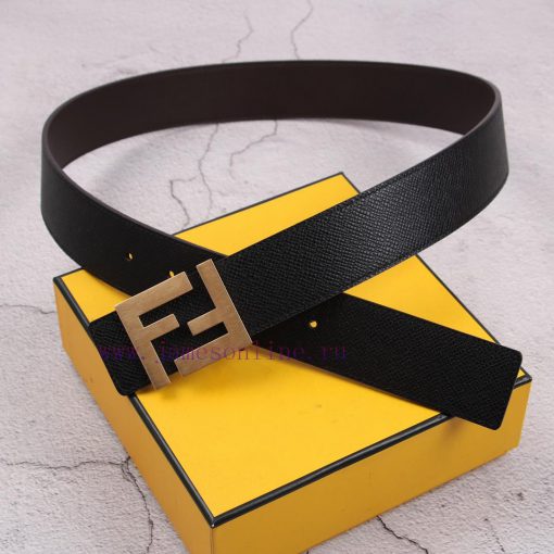 FENDI (Fendi) is a 4.0cm wide double-sided hair layer made of cowhide, paired with classic F 7rkctytz