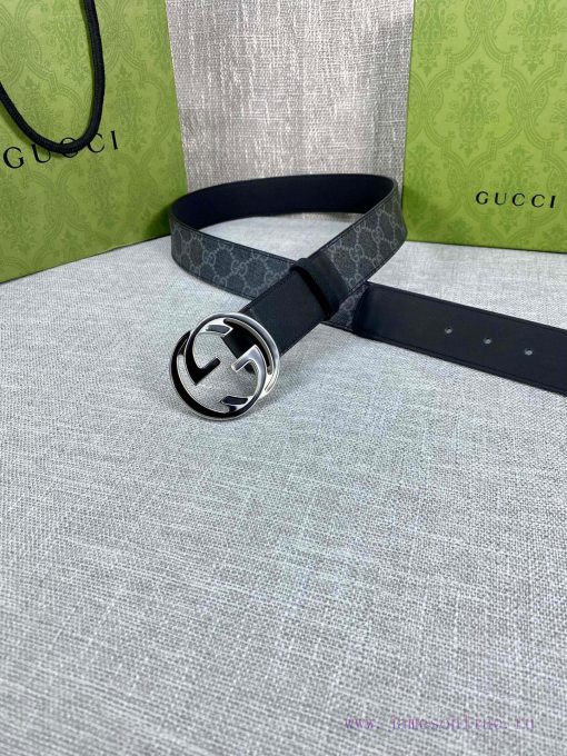 The Gucci belt with a width of 4.0cm made a stunning debut in the 2022 Spring/Summer collect 3udw0swg - Image 9