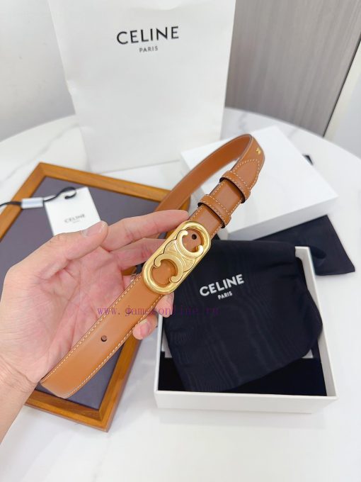 Celine has upgraded its materials with genuine IP plated steel buckles measuring 2.5 centime x1e4zl4y - Image 4