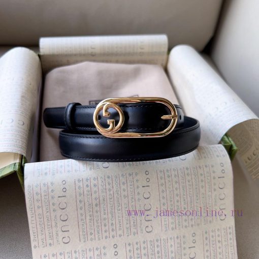 This belt is made of GSuprempvc and cleverly embellished with the iconic double-GElement, sh 4hx01ay9