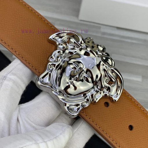 Width 4.0cm Versace This belt is adorned with the iconic Versace Medusa logo buckle, showcas kriqfxy4 - Image 7