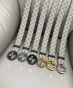 Gucci GUCCIThe complete set of 4.0cm GG 2024 new Supreme canvas is a representative fabric, xh6ga20m