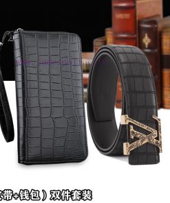 Belt and wallet two-piece setWooden box with accompanying picturesL @ V belt+wallet setBuckl mh614x66