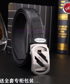 MADE IN ITALYComplete setJohnny'sBuckle material: high-quality solid steel buckleThe front o me933cip