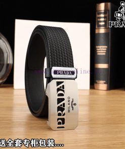 Complete setPradaBuckle material: Two tone pure steel buckleThe front of the belt is made of wtdfgyur