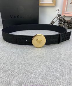 P Width 4.0cm Versace This canvas patterned leather waistband is adorned with the iconic Ver iycchbhl