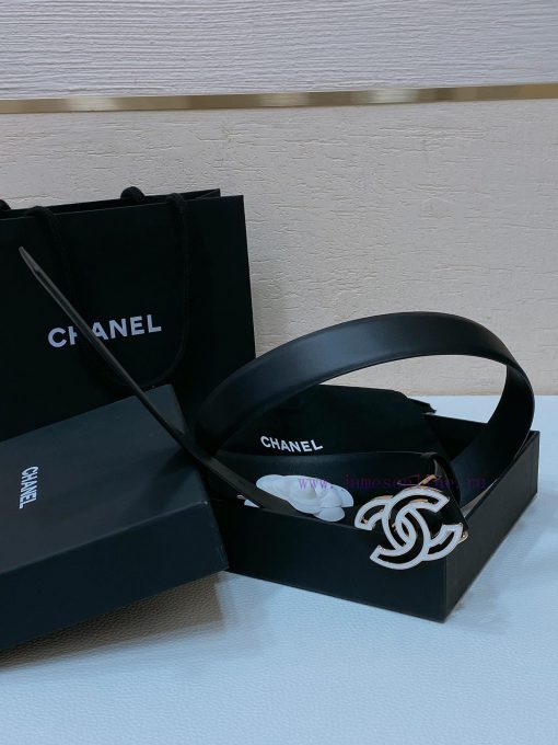 Chanel 24c resin black and white rhinestone gold metal logo buckle brass metal imported tire ermxxfnq