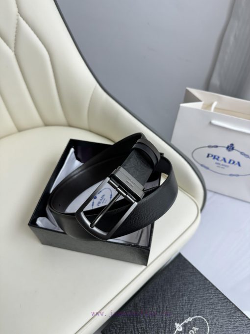 PRADA. PradaIt is a famous luxury brand in Italy, dedicated to creating a fashion concept th rpt72ml9 - Image 3