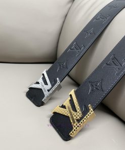 LV. Louis VuittonComplete set of 4.0 hot pressed three-dimensional cowhide, high-quality ste 9jrylv85
