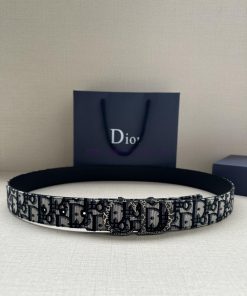 This 35mm double-sided belt with a width of 3.5cm combines elegant temperament with modern s y32ayeb8