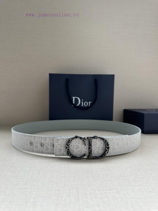 This 35mm double-sided belt with a width of 3.5cm combines elegant temperament with modern s vo79nbvd