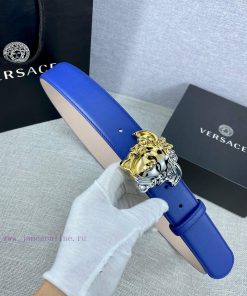 Width 3.8cm Versace This belt is crafted from high-quality leather and features a white/gold 6wtswxtg