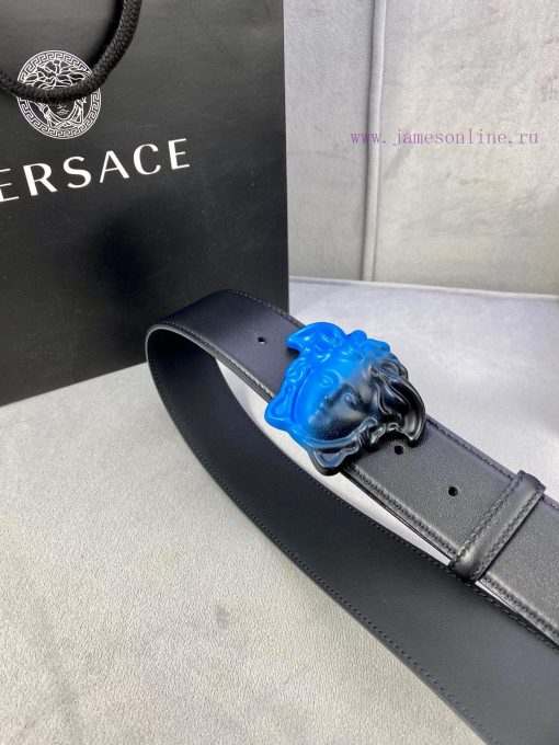Width 3.8cm Versace This belt is crafted from high-quality leather and features a white/gold i7vet1np - Image 8