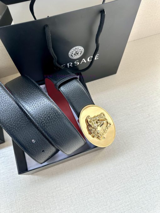 P Width 4.0cm Versace This oval accessory belt from Versace is adorned with the iconic Versa xlptigj6 - Image 3