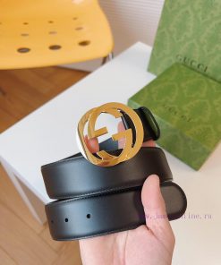 GUCCI's new round interlocking double G buckle continues to showcase classic details in acce 95h55nyv