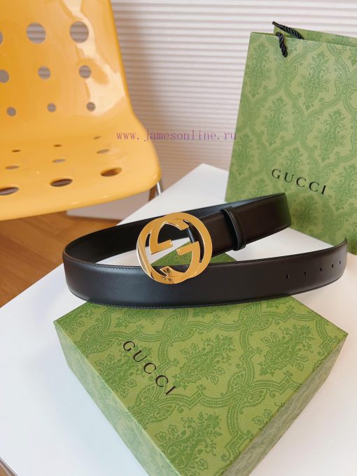 GUCCI's new round interlocking double G buckle continues to showcase classic details in acce 95h55nyv - Image 6