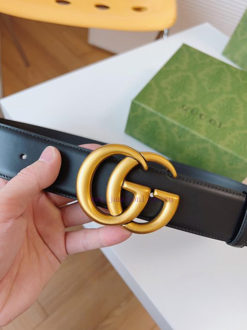 GUCCI's new round interlocking double G buckle continues to showcase classic details in acce sb1ynjkh - Image 5