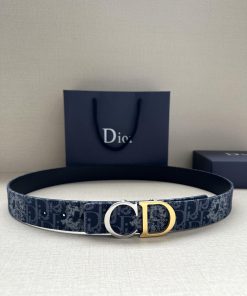 Width 3.5cm. This double-sided belt is made of 35mm blue denim fabric with smooth cowhide Ob 1z92stqo