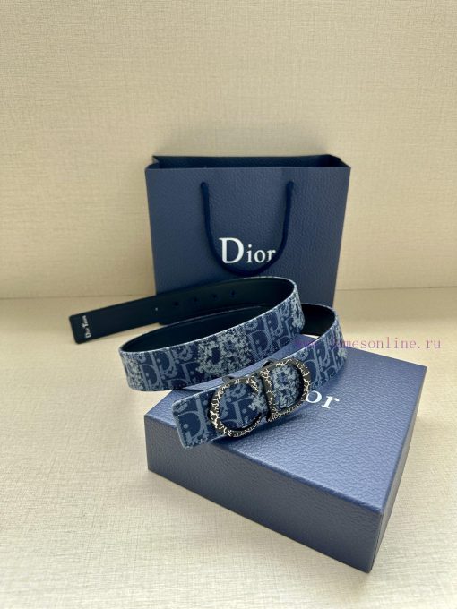 Width 3.5cm. This double-sided belt is made of 35mm blue denim fabric with smooth cowhide Ob nlrxrg3i - Image 4