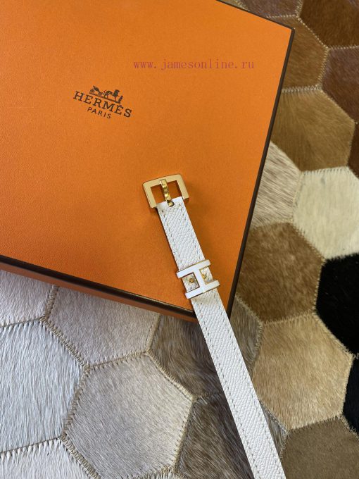 The new Pop H15 calf leather thin waistband in early spring is 15mm, with the belt loop deco hobx4btn