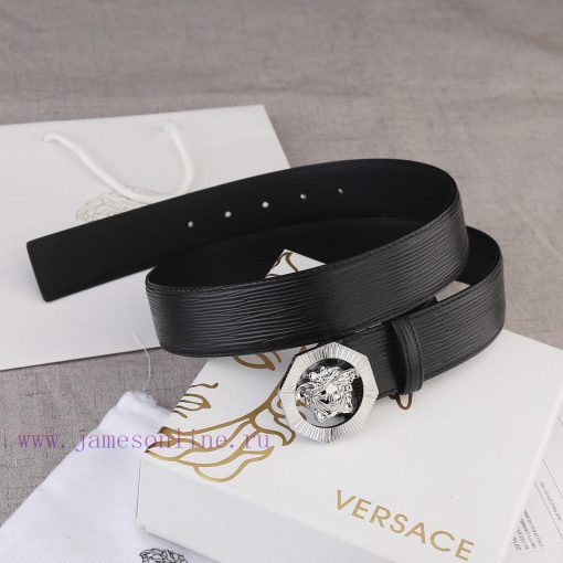 Width 4.0cm Versace This belt is adorned with the iconic Versace Medusa logo buckle, showcas sia03vld - Image 4